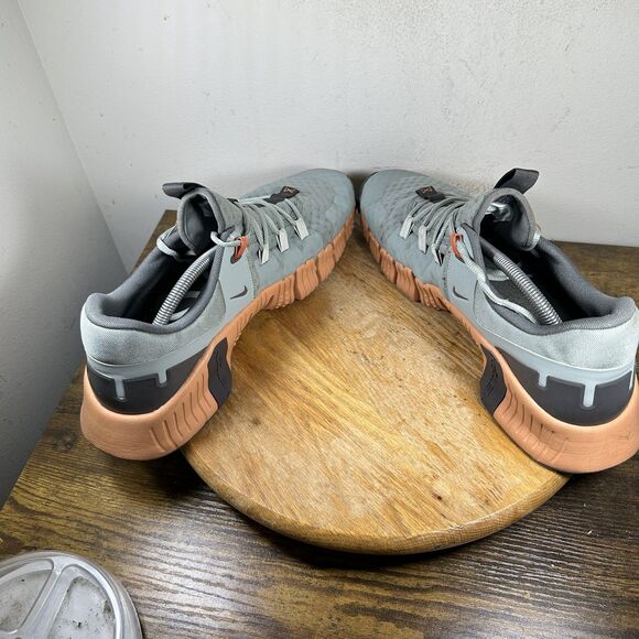 Nike Free Metcon 5 Shoes Mens Size 13 Gray Orange Training Running DV3949-301 - Picture 5 of 8